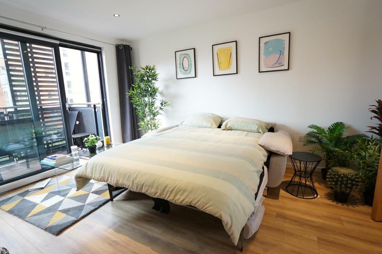 Perfectly Located Stunning Apartment 런던 외부 사진